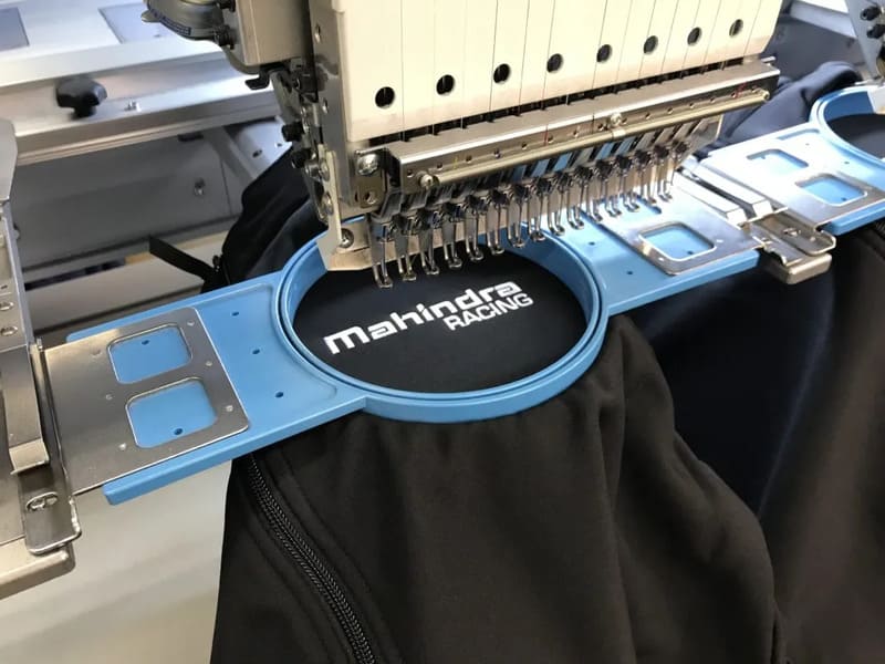 In thêu logo theo yêu cầu - 1